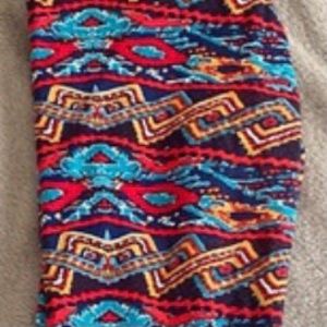 🎁🎁  $    for  $    🎁🎁 NWOT LuLaRoe Leggings OS Geometric Patterned